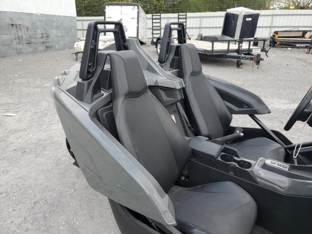 72467053-2021-polaris-slingshot_6