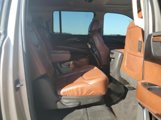 72565064-2015-cadillac-escalade_11