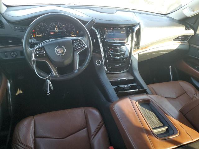 72565064-2015-cadillac-escalade_8