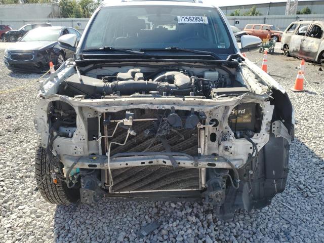 72592954-2019-toyota-4runner_5