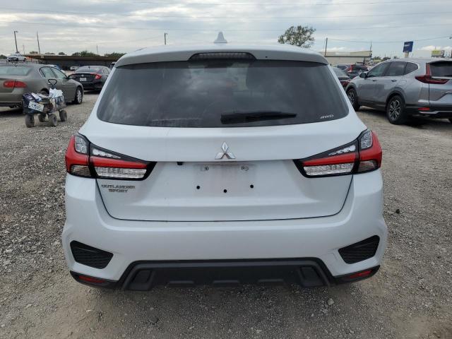 72640884-2023-mitsubishi-outlander_6