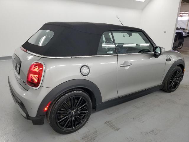 72654734-2024-mini-cooper_3