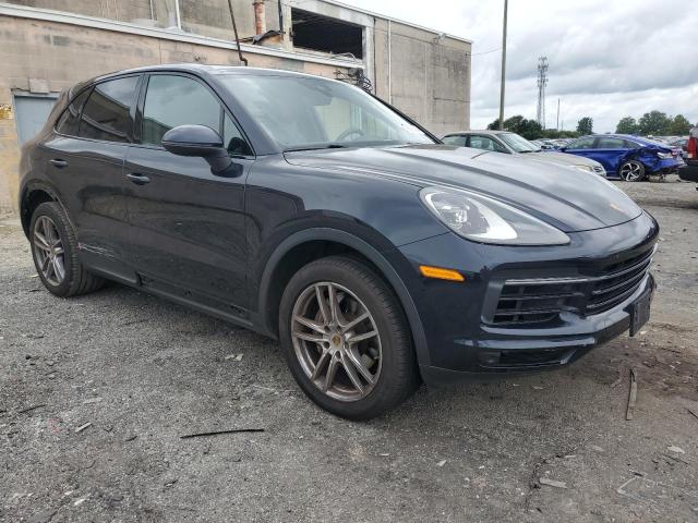 72699504-2020-porsche-cayenne_4