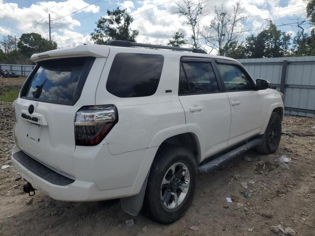 72718644-2015-toyota-4runner_3