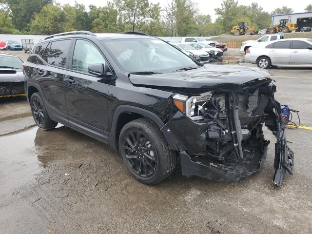 72743064-2023-gmc-terrain_4