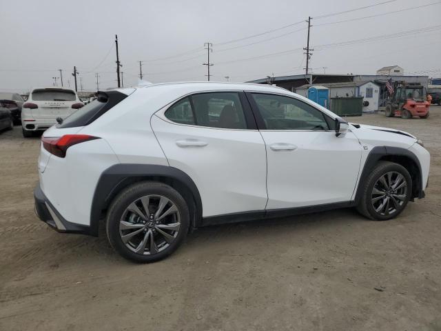 72753434-2019-lexus-ux-200_3