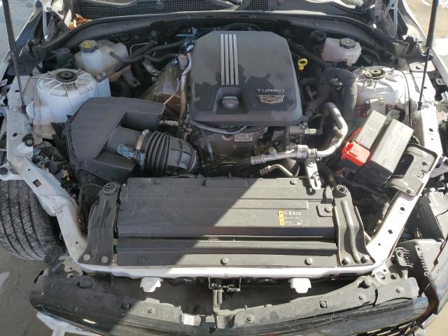 72765493-2022-cadillac-ct4_11