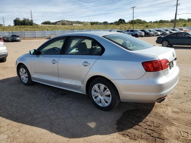 72813074-2012-volkswagen-jetta_2