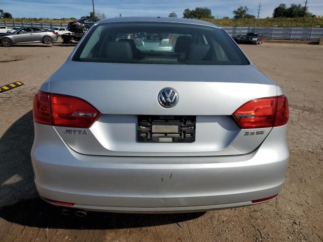 72813074-2012-volkswagen-jetta_6