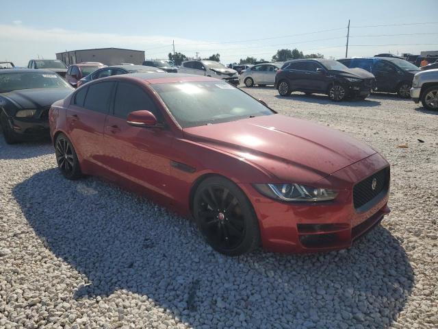 72892914-2018-jaguar-xe_4