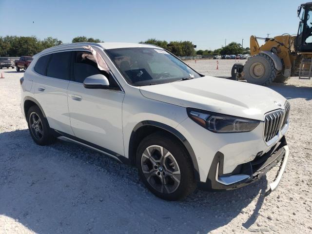 72989504-2023-bmw-x1_4