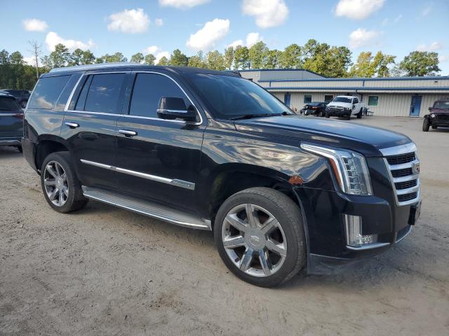 73063784-2015-cadillac-escalade_4