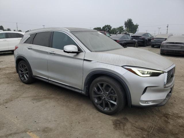 73132834-2019-infiniti-qx50_4