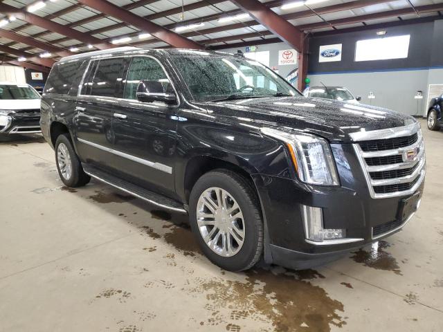 73157653-2018-cadillac-escalade_4