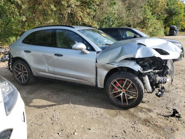 73284664-2022-porsche-macan_4