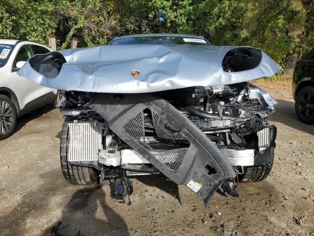 73284664-2022-porsche-macan_5