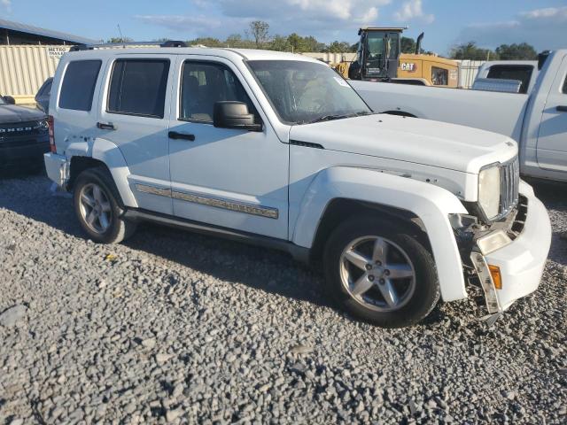 73321704-2011-jeep-liberty_4