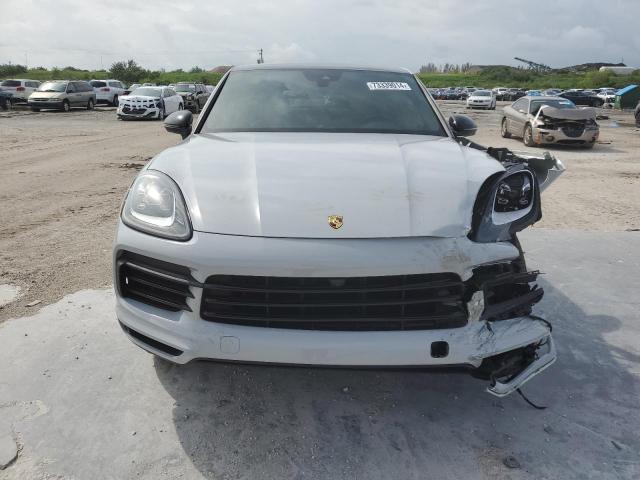 73339014-2021-porsche-cayenne_5