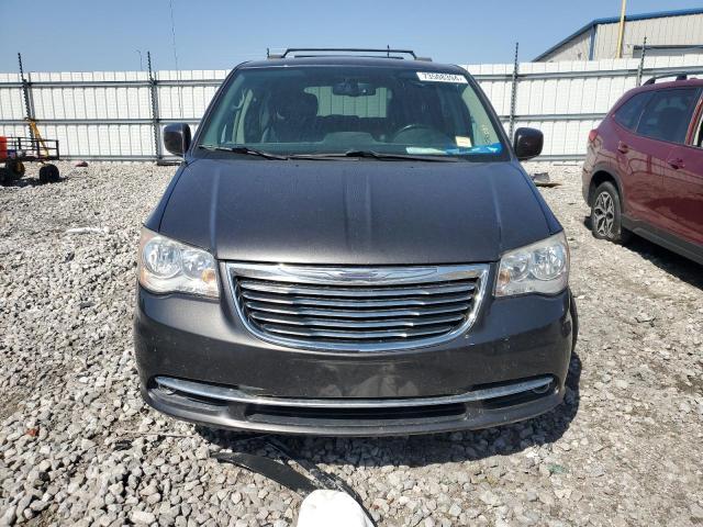 73508394-2016-chrysler-minivan_5