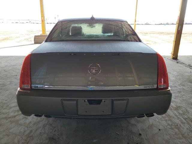 73511194-2010-cadillac-dts_6