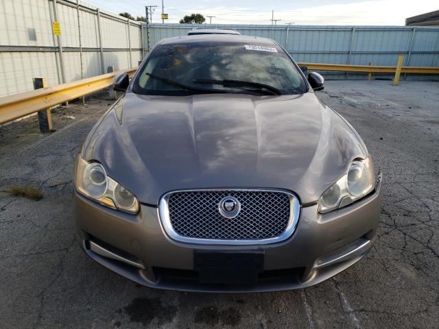 73514963-2011-jaguar-xf_5