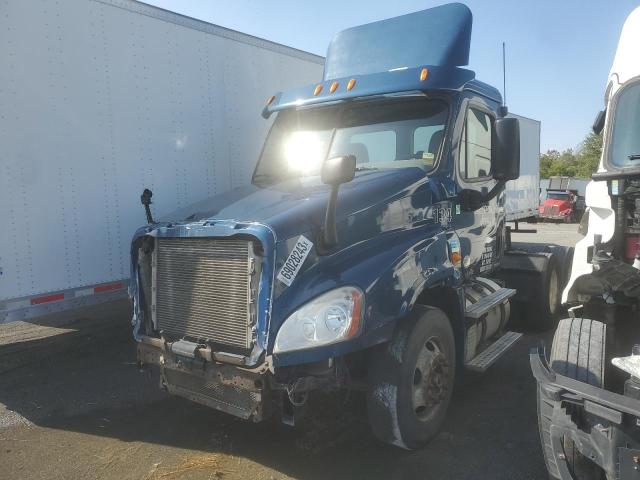 73552453-2011-freightliner-all-other_2