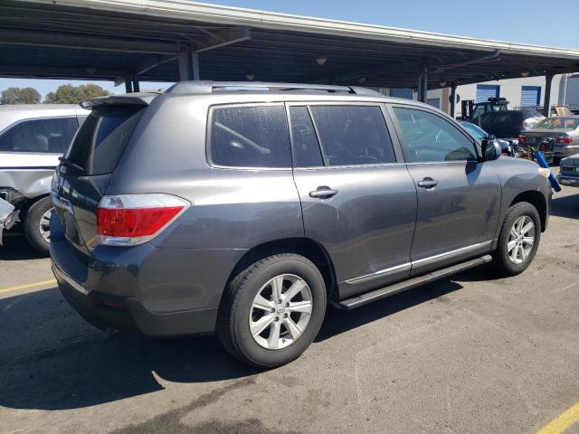 73583494-2011-toyota-highlander_3