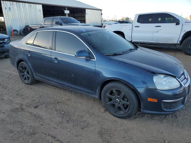 73613513-2010-volkswagen-jetta_4