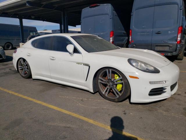 73646454-2014-porsche-panamera_4