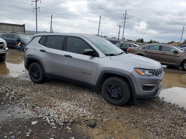 73647464-2018-jeep-compass_4