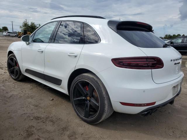 73782174-2017-porsche-macan_2