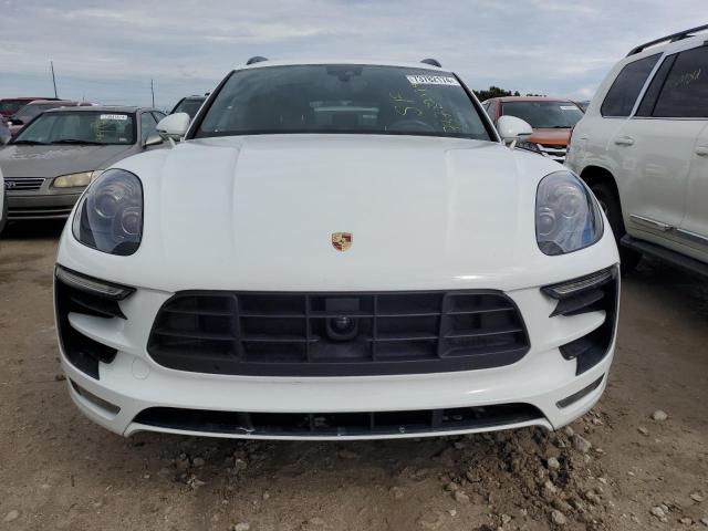 73782174-2017-porsche-macan_5