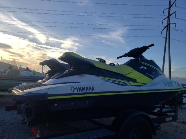 73814663-2020-yamaha-jetski_4