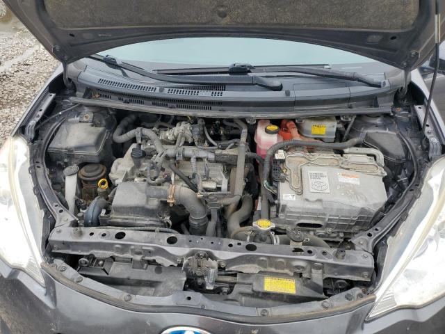 73868524-2014-toyota-prius_11