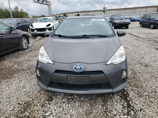 73868524-2014-toyota-prius_5