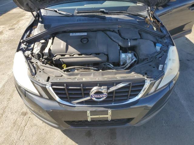 74069074-2013-volvo-xc60_12