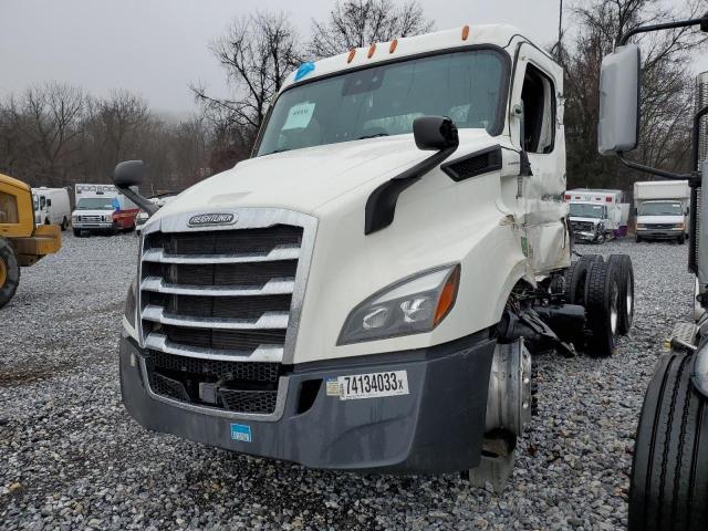 74134033-2022-freightliner-all-other_2