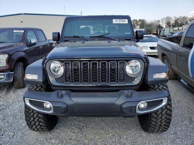 74137604-2024-jeep-gladiator_5