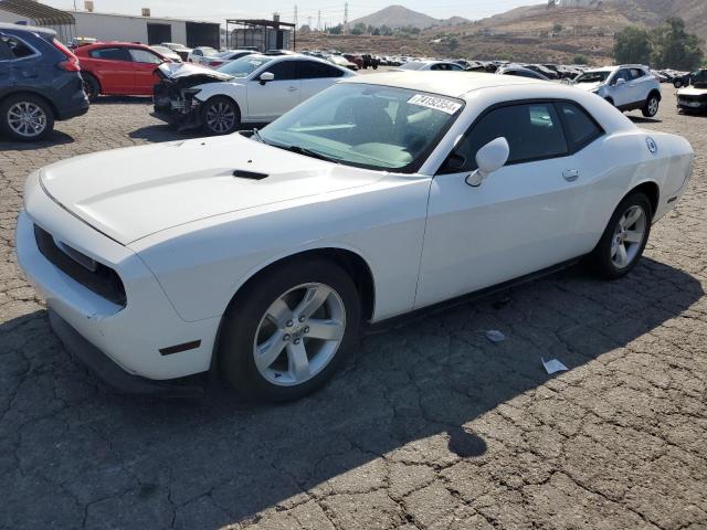 74152354-2014-dodge-challenger_1