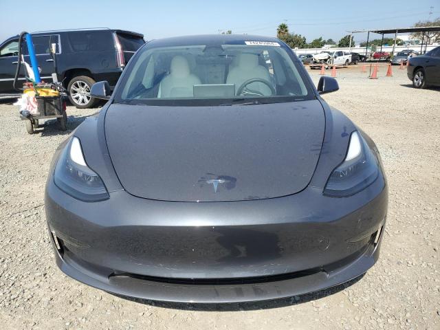 74245984-2023-tesla-model-3_5