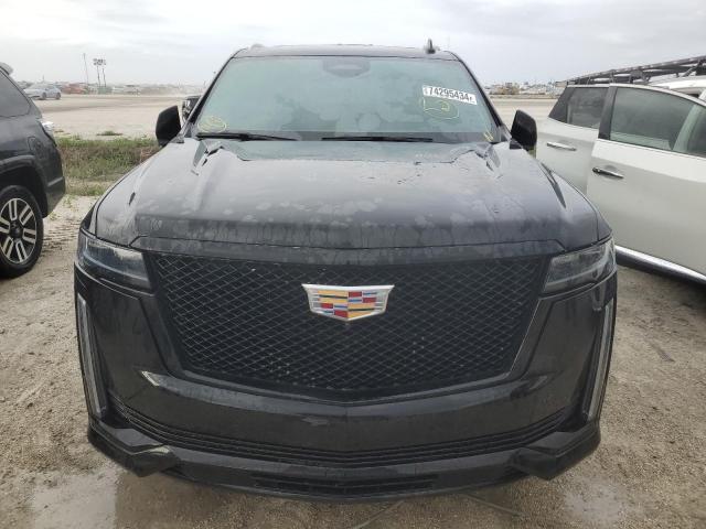 74295434-2024-cadillac-escalade_5