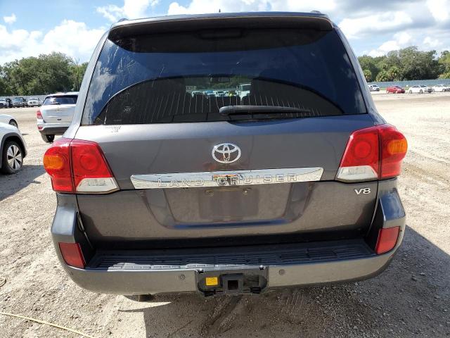 74303384-2013-toyota-land-cruiser_6