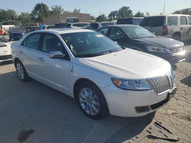 74352874-2011-lincoln-mkz_4