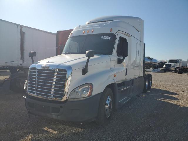 74510373-2015-freightliner-all-other_2