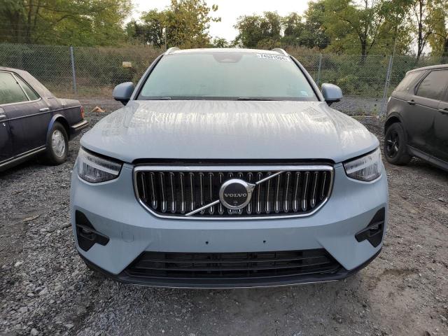 74531594-2024-volvo-xc40-plus_5