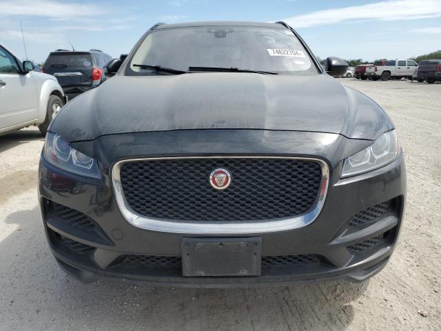 74622704-2017-jaguar-f-pace_5