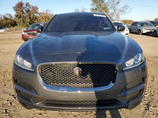 74774103-2019-jaguar-f-pace_5