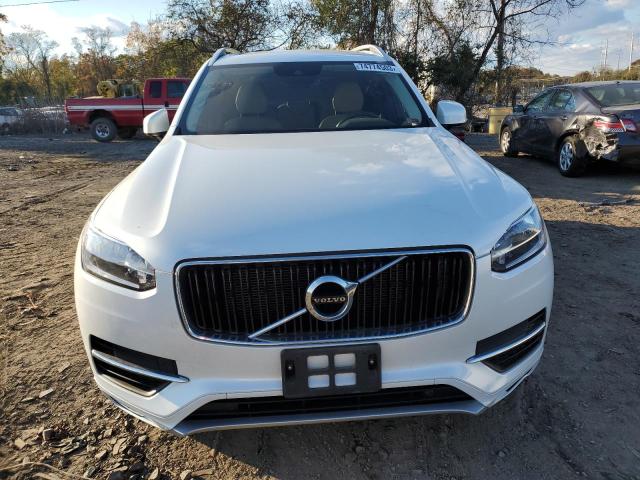 74774503-2016-volvo-xc90_5