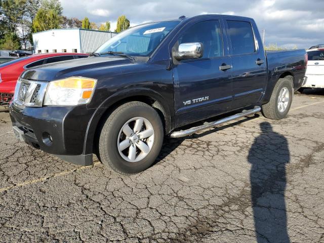 74810794-2012-nissan-titan_2