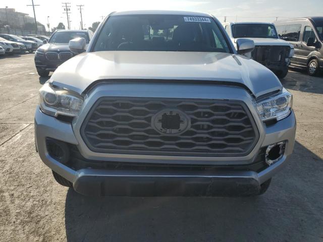 74933344-2021-toyota-tacoma_5